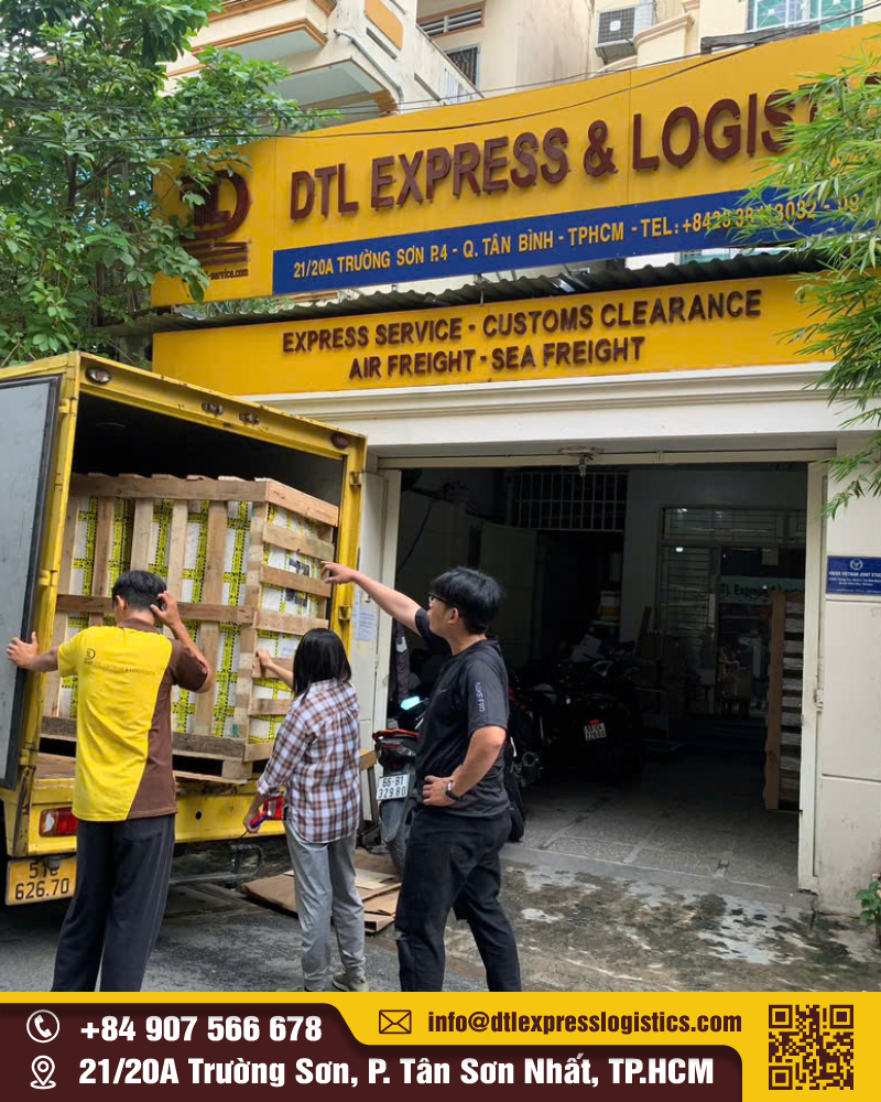 Gửi quần áo đi Mỹ giá rẻ – Dịch vụ vận chuyển an toàn, nhanh chóng cùng Dương Thiên Long Express & Logistics