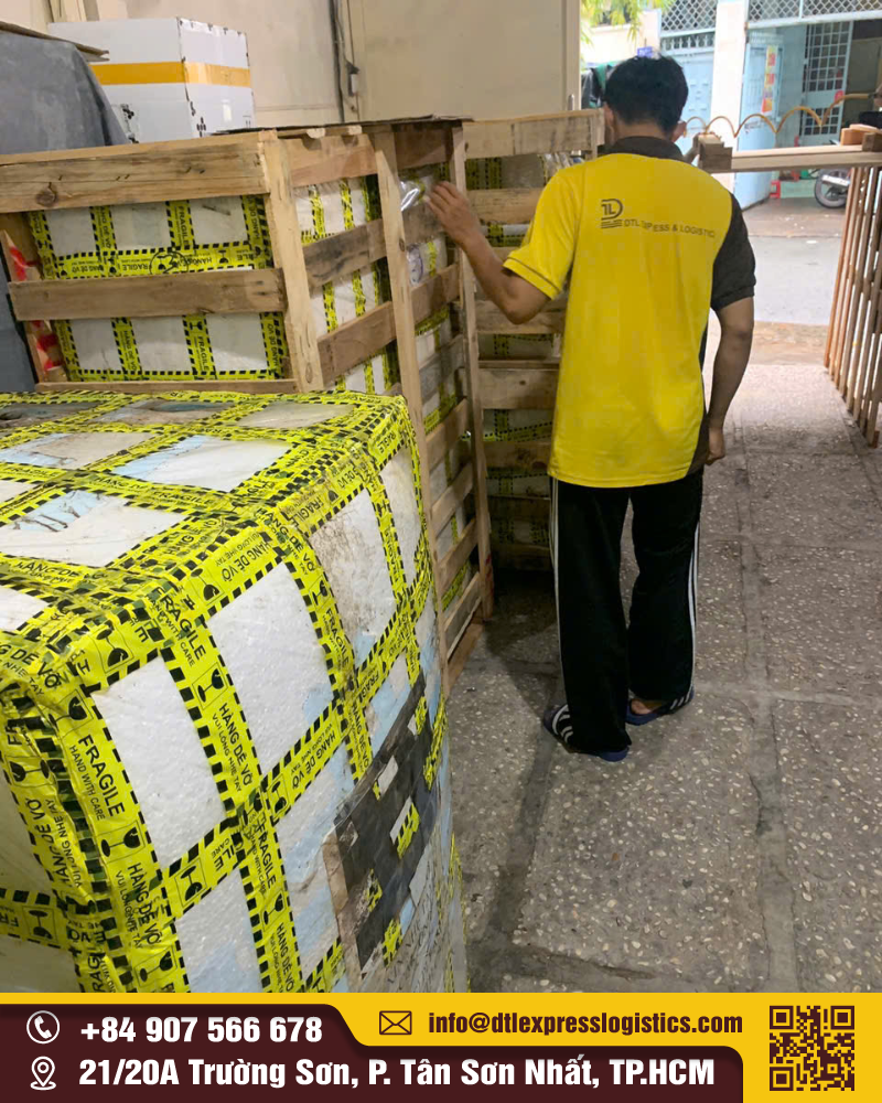 Gửi Thuốc Nam Đi Mỹ Nhanh Chóng, Hợp Pháp Và An Toàn Cùng DTL Express & Logistics