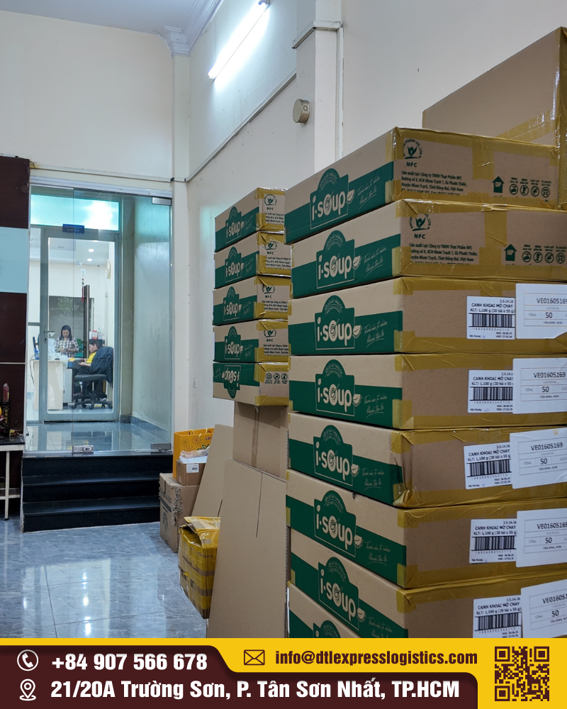 Chi phí gửi hàng đi nước ngoài dao động theo cân nặng, điểm đến