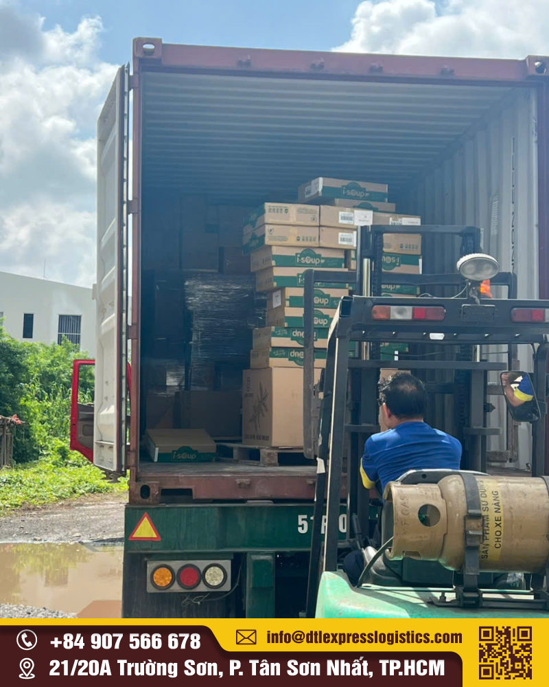 Bảng giá gửi hàng đi nước ngoài 2026: Ưu đãi 40% & 5 lưu ý để tiết kiệm